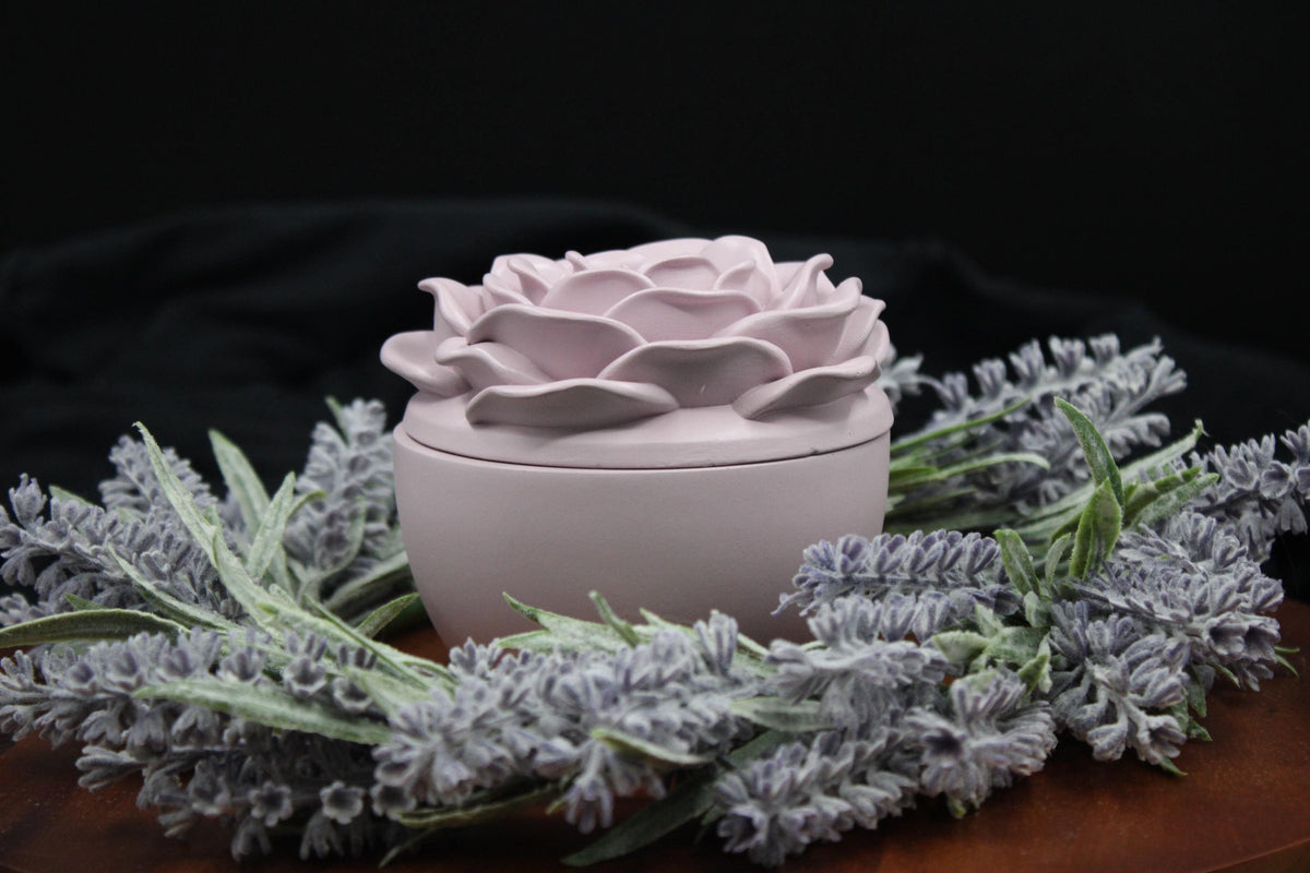 The Endless Bloom | Hand-Painted Concrete Rose Candle, Luxury Home Decor